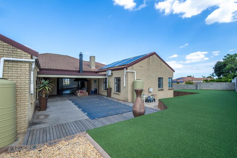 5 Bedroom Property for Sale in Kleinbron Estate Western Cape